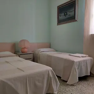 House Costa Bed & Breakfast Messina